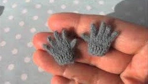 miniature-gloves